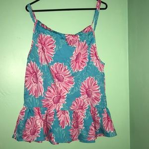 Tank top with adjustable straps